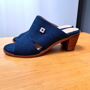Lindsay Phillips Blue Denim "Leslie" Heeled Sandals Size 9